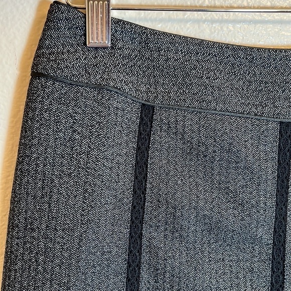 Caslon Mini Skirt - Picture 2 of 11